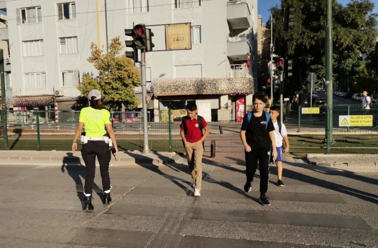 Gaziantep’te Okul Ve Çevrelerinde Denetim