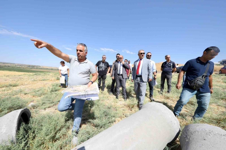 Diski Yeni Yerleşim Alanlarında İçme Suyu Ve Altyapı Çalışmalarına Devam Ediyor