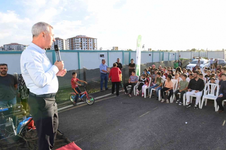 Yeşilyurt’taki Çocuk Şenliği Büyük İlgi Gördü