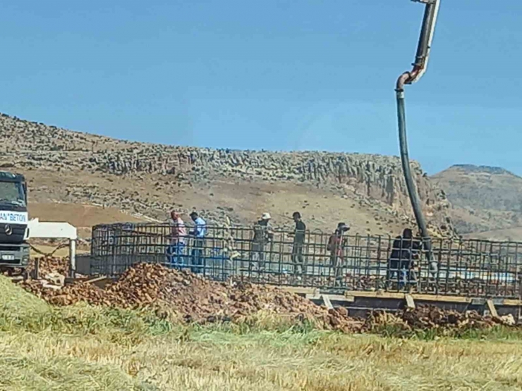 90’lı Yıllarda Adı Terörle Anılan Hazro’da Hummalı Petrol Çalışması