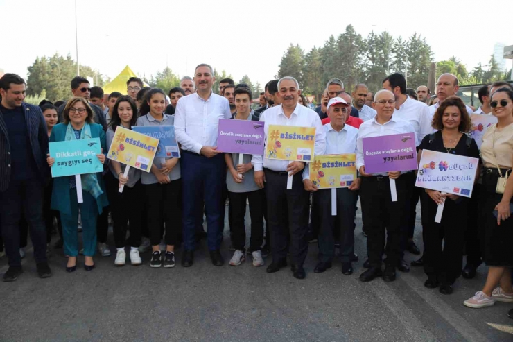 Avrupa Hareketlilik Haftasının Son Gününde Farkındalık Yürüyüşü