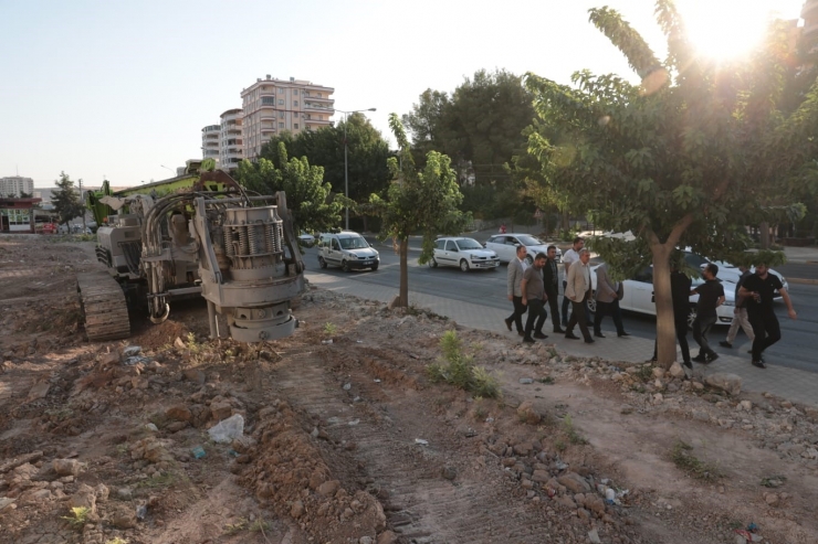 Şanlıurfa’da Balıkayağı Köprülü Kavşak Çalışmaları Başladı