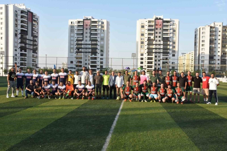 Diyarbakır’da “sezai Karakoç Futbol Turnuvası” Başladı