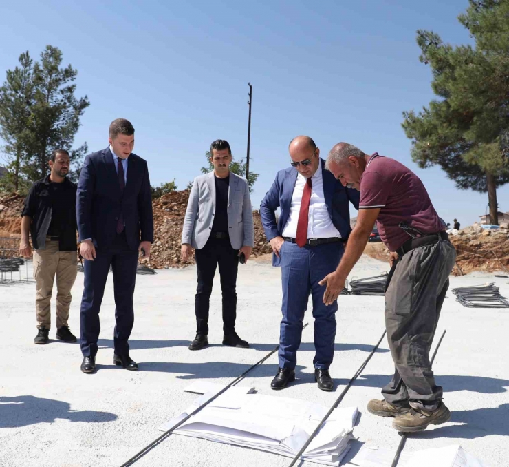 Genel Sekreter Çiftçi, Hazro İlçesinde Devam Eden Çalışmaları İnceledi