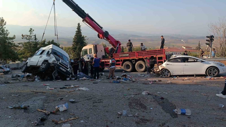 Gaziantep’te Katliam Gibi Kaza: 5 Ölü, 5’i Ağır 17 Yaralı