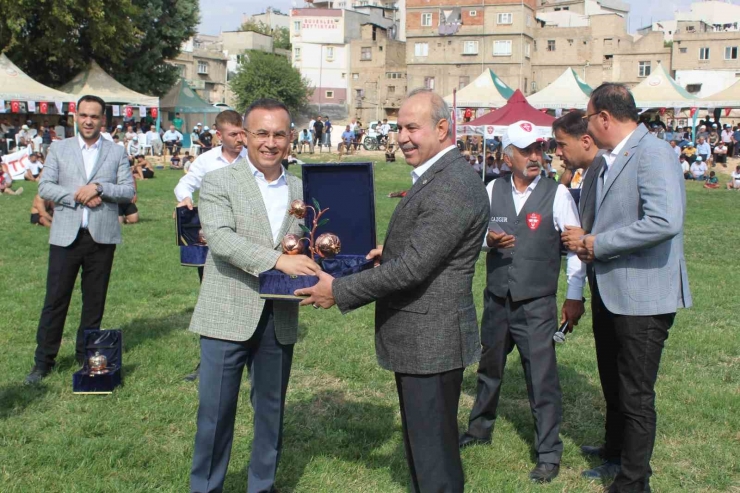 Oğuzeli’nde Festival Coşkusu Aşırtmalı Aba Güreşi Türkiye Şampiyonası İle Sona Erdi