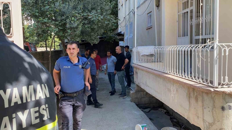 Evde Çıkan Yangın Korkuttu