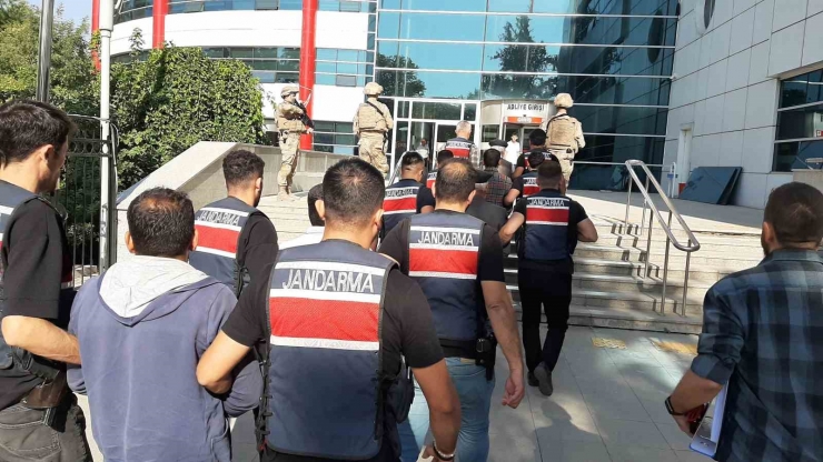 Adıyaman’da Pkk/kck Silahlı Terör Örgütüne Yardım Ve Yataklık Yapanlara Operasyon