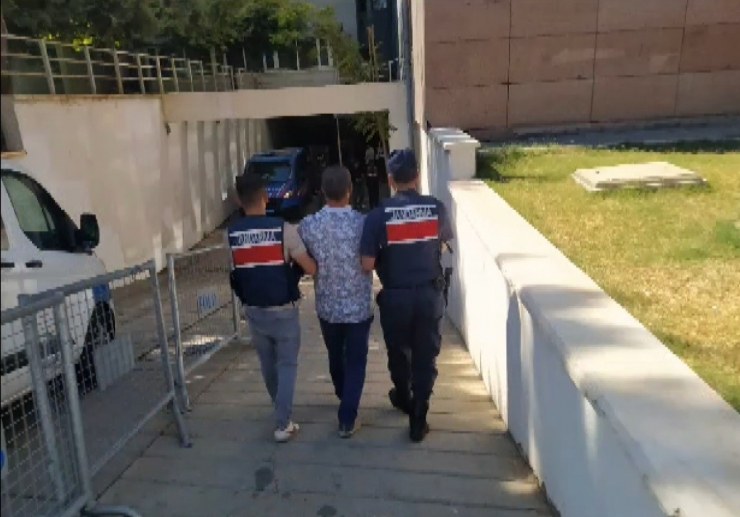 Gaziantep’te Göçmen Kaçakçılarına Operasyon: 19 Kişi Tutuklandı
