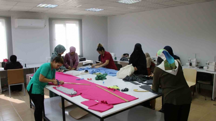 Haliliye’de Kadınlar İçin Kurs Dönemi Başladı