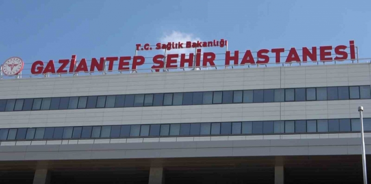 Gaziantep Şehir Hastanesinde 2 Günde 7 Bin 500 Hastaya Hizmet Verildi