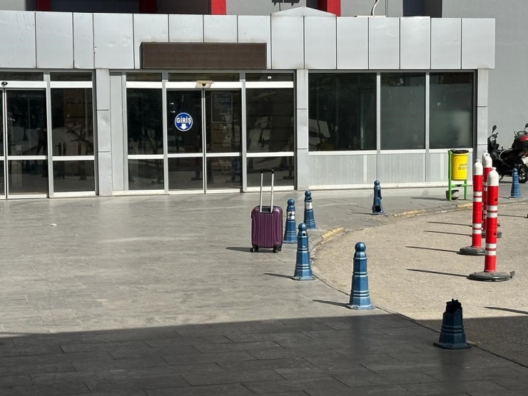 Tıp Fakültesi Hastanesinde Bomba Alarmı: Acil Servis Boşaltıldı