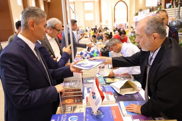 Hkü, Şahinbey Kitap Günleri’nde Kitap Tutkunları İle Buluştu