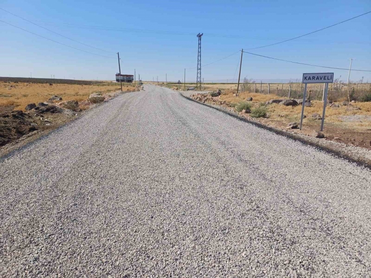 Diyarbakır’da Kırsal Mahallelerde Yol Çalışmaları Sürüyor