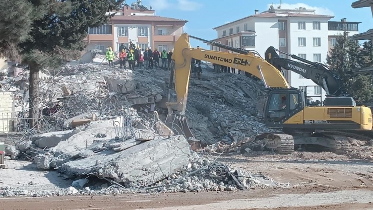 Gaziantep’te 134 Kişinin Öldüğü Ayşe-mehmet Polat Sitesi İle İlgili Bilirkişi Raporu Açıklandı