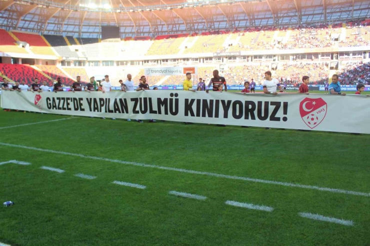 Trendyol Süper Lig: Gaziantep Fk: 0 - Antalyaspor: 0 (ilk Yarı)