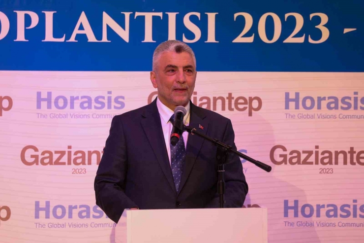 Bakan Bolat: "türkiye’nin 2053’te Dünyada İlk 10 Ekonomi Arasında Yer Almasını Hedefliyoruz"