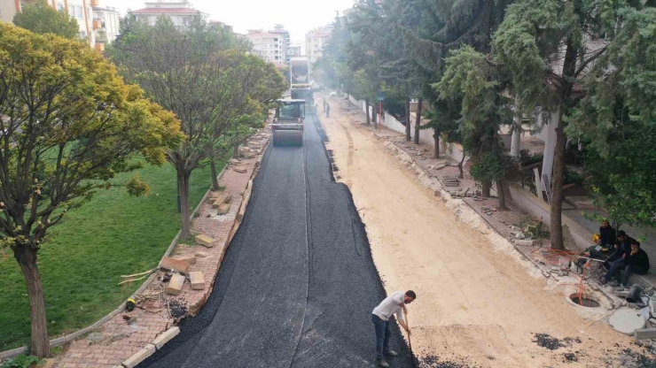 Şehitkamil’den Atatürk Mahallesi’ne Asfalt Yenileme Çalışması