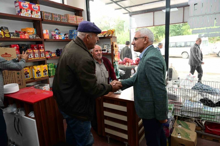 Güder Eskimalatya’da Geçici İş Yerindeki Esnafları Yalnız Bırakmıyor