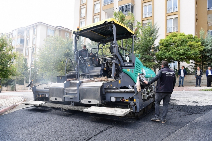 Yeşiltepe’de Asfaltlama Çalışmaları