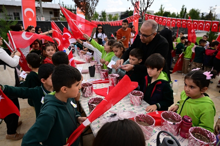 Minikler, Ektikleri 100 Tohumla Geleceğe Nefes Oldular