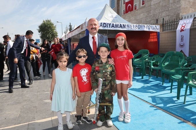 29 Ekim Cumhuriyet Bayramı Adıyaman’da Coşkuyla Kutlandı