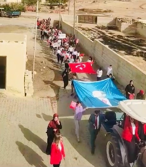 Gaziantep’in Kırsal Mahallelerinde 29 Ekim Ve 100. Yıl Coşkusu