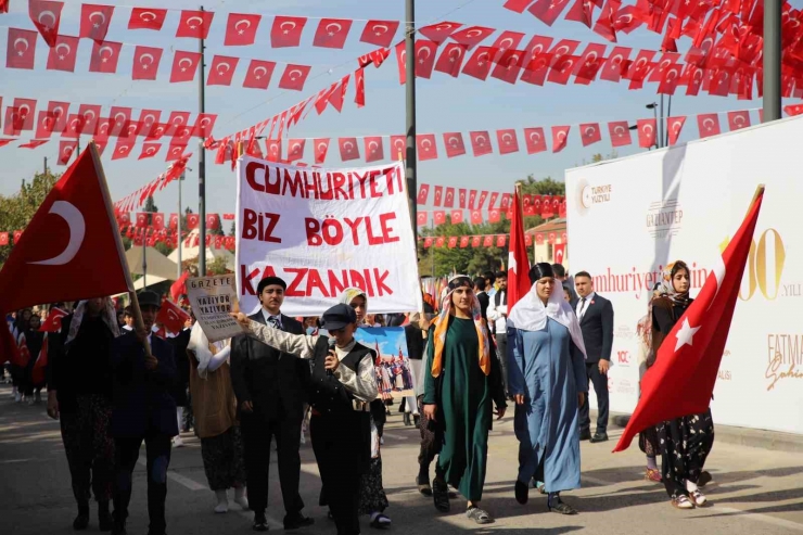 Gaziantep’te Cumhuriyet’in 100. Yılı Coşkuyla Kutlandı