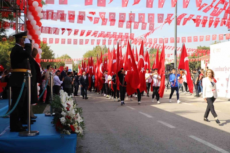 Gaziantep’te Cumhuriyet’in 100. Yılı Coşkuyla Kutlandı