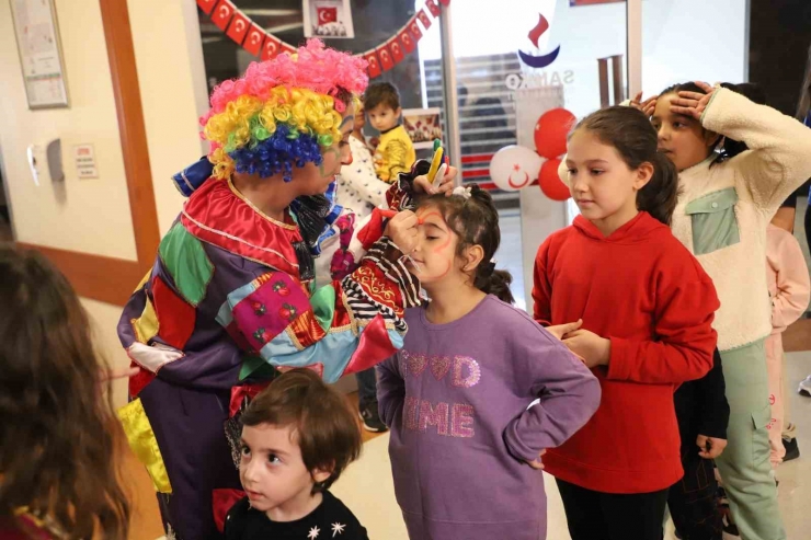 Sanko Üniversitesi Hastanesi’nde Cumhuriyet’in İlanının 100’üncü Yılı Kutlandı