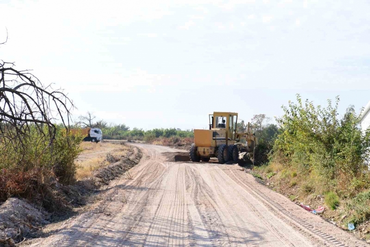 Topraktepe’nin Yolları Yenileniyor