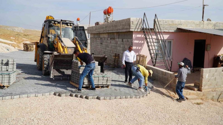 Karahöyük’teki Yeni Yollar Kilitli Parke Taşı İle Döşeniyor