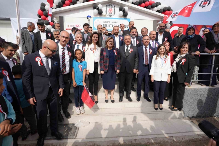 Gaziantep Valisi Çeber: "emeklerinden Dolayı Beşiktaş Kulübü’ne Teşekkür Ediyoruz"