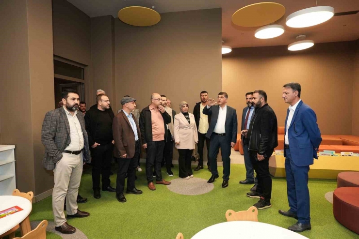 İş Adamları D.t. Şehitkamil Sahnesi Ve Agro Park’ı İnceledi