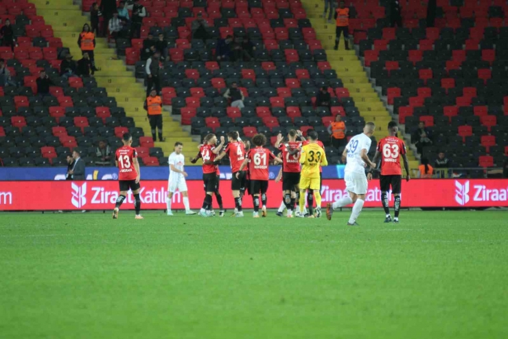 Trendyol Süper Lig: Gaziantep Fk: 2 - Ç.rizespor: 0 (maç Sonucu)