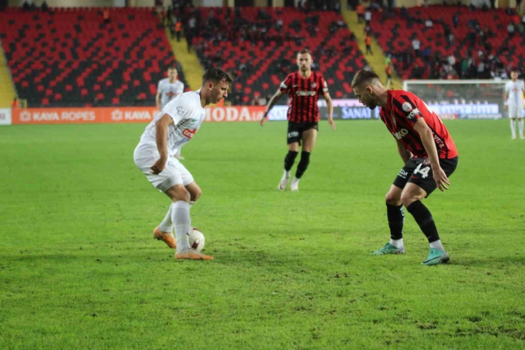 Trendyol Süper Lig: Gaziantep Fk: 2 - Ç.rizespor: 0 (maç Sonucu)