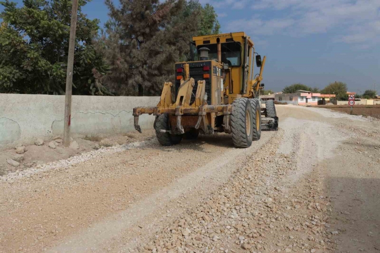 Suruç İlçesinde Yollar Asfaltlanıyor