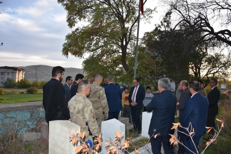 Hani İlçesinde Şehit Edilen 12 Kişi Törenle Anıldı