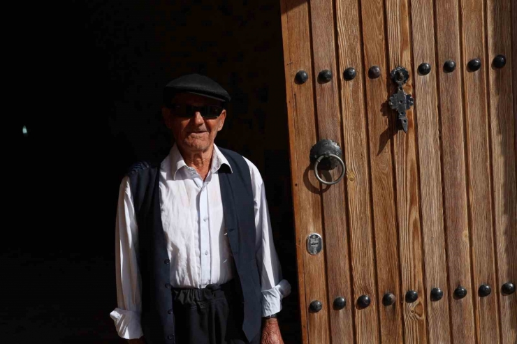 Diyarbakır’da 700 Yıldır Ayakta Kalan Han Turizme Kazandırılmayı Bekliyor