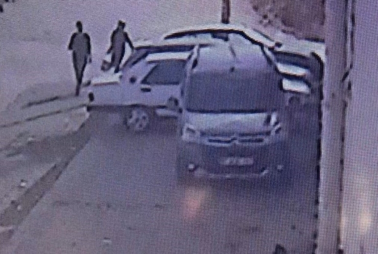 Gaziantep’te Park Halindeki Araç Çalındı
