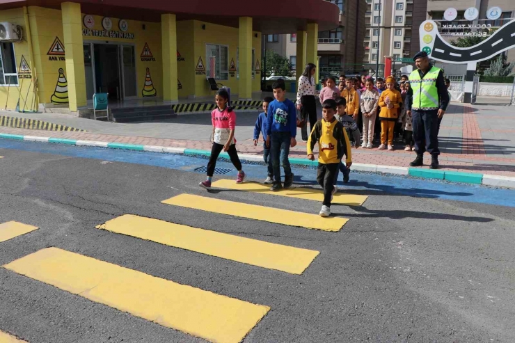 Haliliye’de Çocuk Trafik Eğitim Parkı İle Bilinçli Nesil Yetişiyor