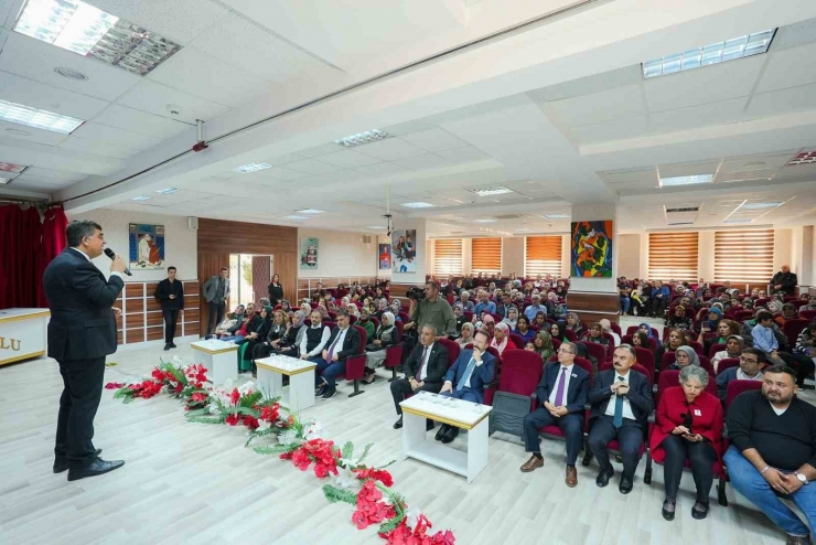Şehitkamil’deki Öğrencilerin Hesabına Nakdi Destek Yatırıldı
