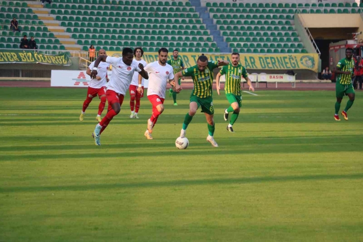 Trendyol 1. Lig: Şanlıurfaspor: 0 - Ümraniyespor: 1 (maç Devam Ediyor)