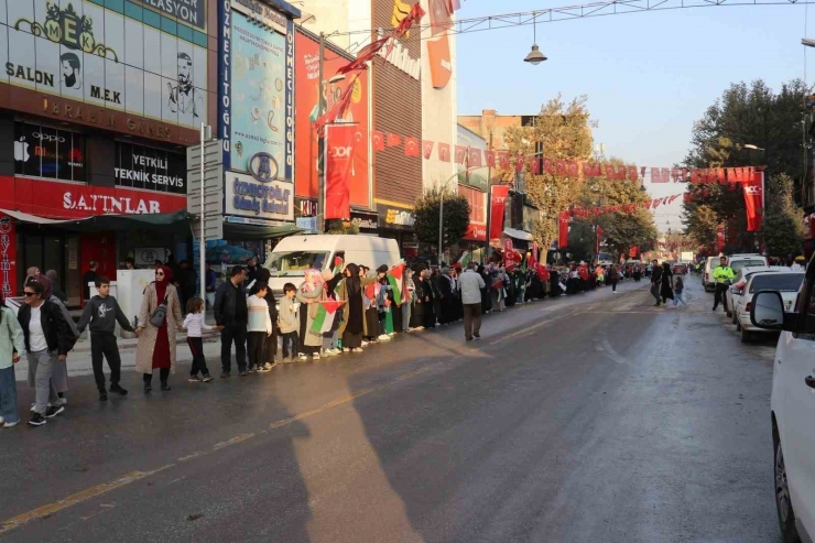 Malatya’da Gazze Zinciri Yürüyüşü