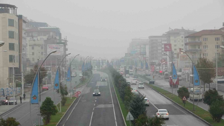 Malatya’da Sağanak İle Sis Etkili Oluyor