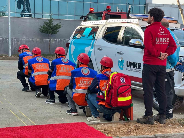 Depremle Yıkılan Malatya’da Deprem Tatbikatı Gerçeği Aratmadı