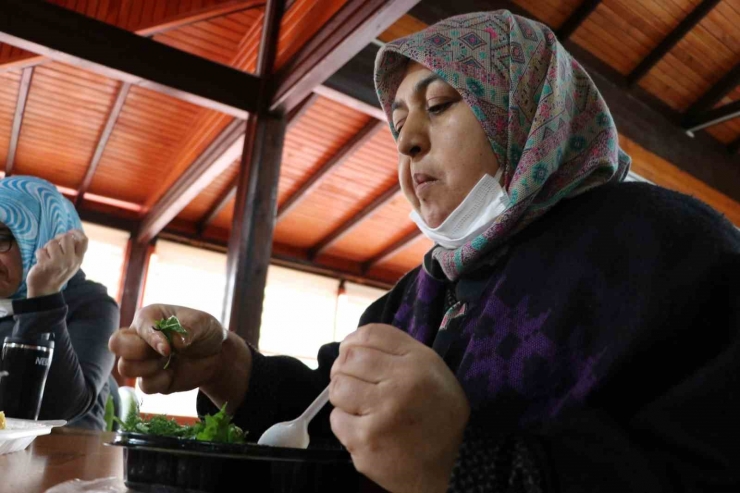 Gaziantep’te Zayıflamak İsteyen Kişiler Soluğu Obezite Kampında Alıyor