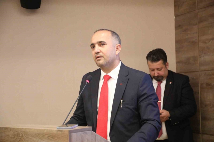 Gaziantep Büyükşehir’den Futbol Hakemi Ve Gözlemcilere Malzeme Desteği