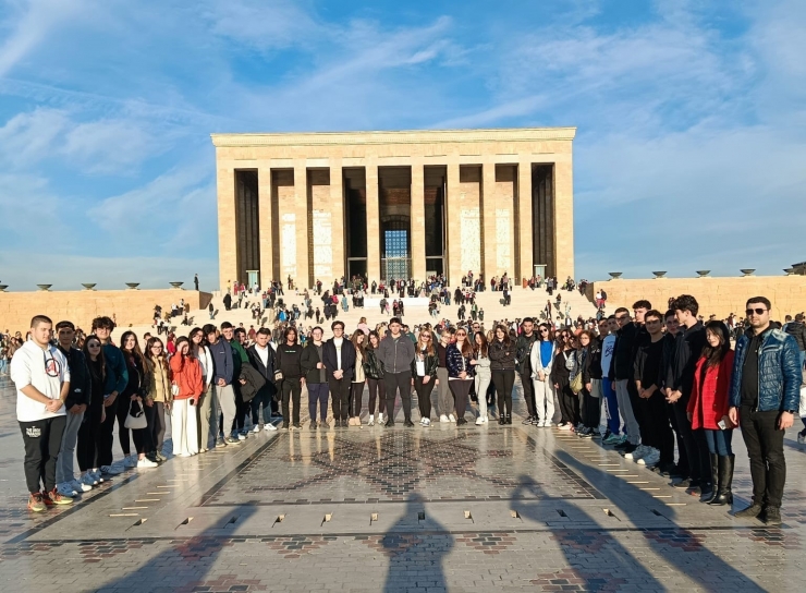 Gaziantep Kolej Vakfı Öğrencileri Üniversite Gezisinde