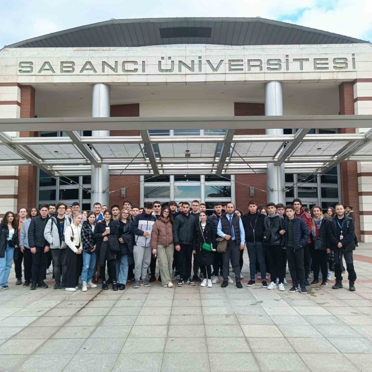 Gaziantep Kolej Vakfı Öğrencileri Üniversite Gezisinde